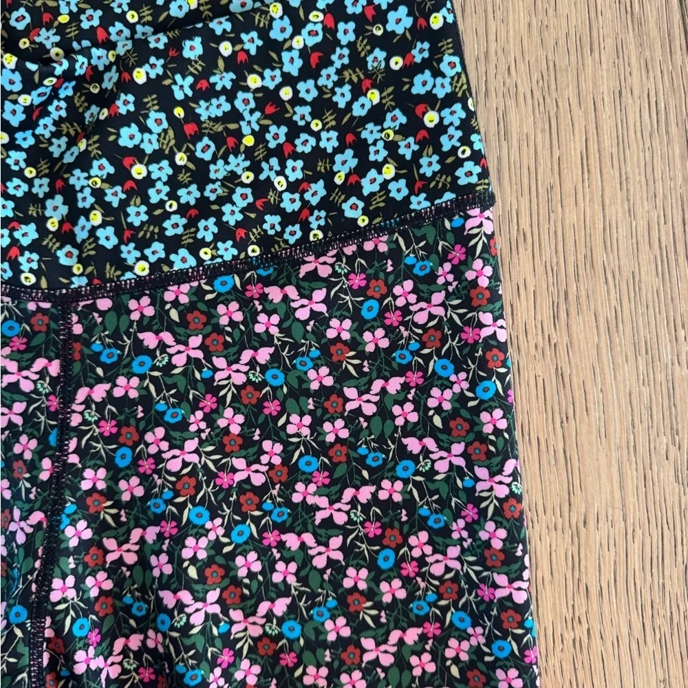 Nike Black and Blue Floral Leggings